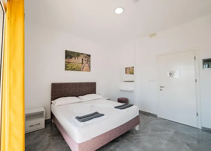 Отель Seadel Ксамил