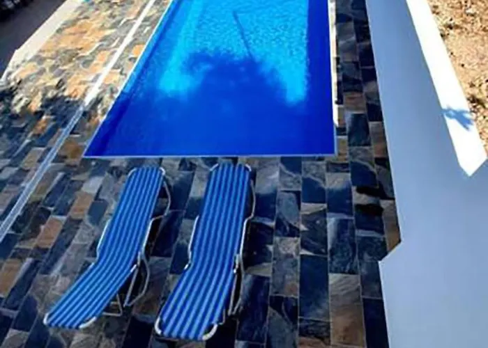 Отель Seadel 3*